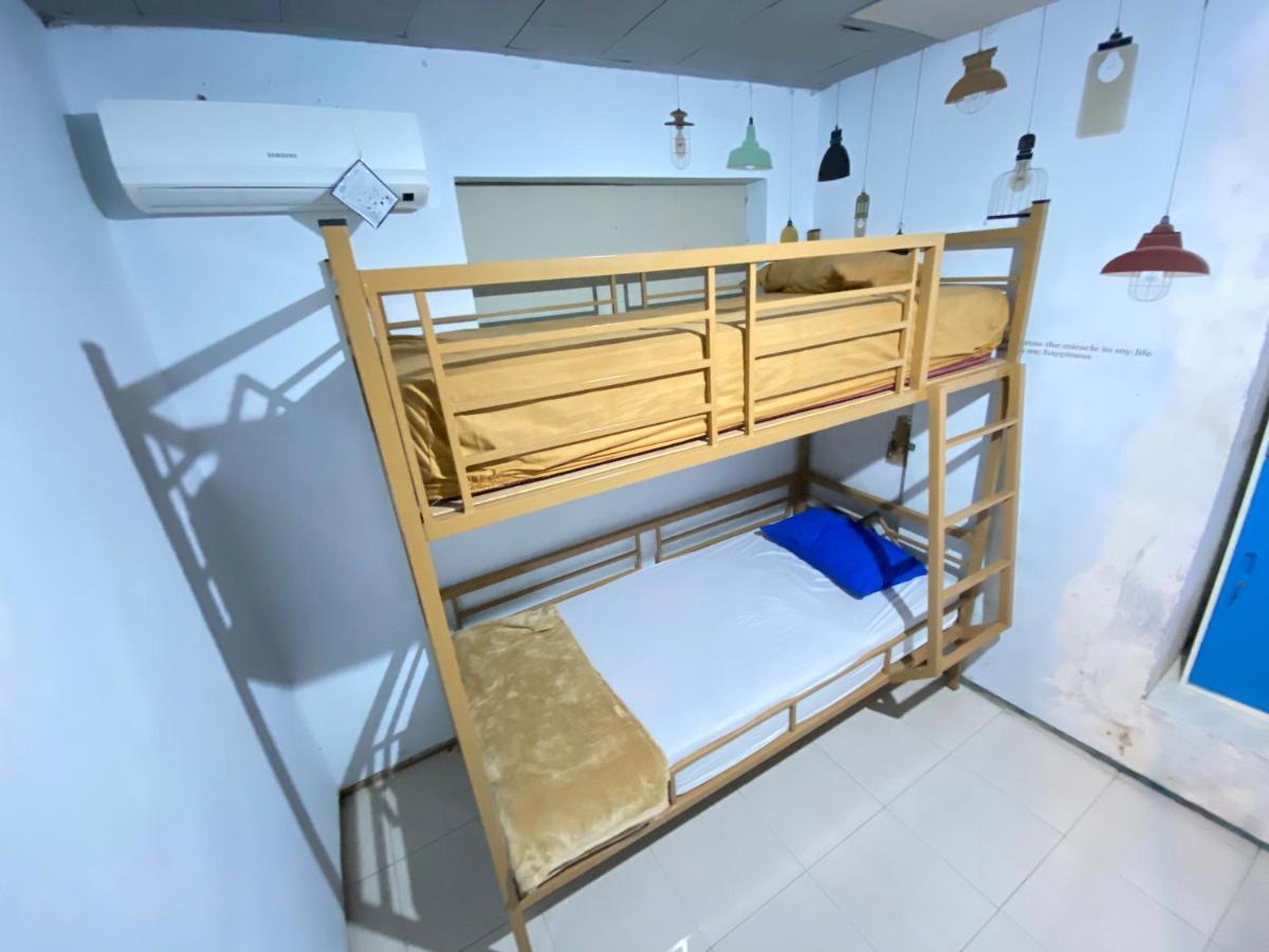 Ferienwohnung Neo Robiu & Ijen Tour Banyuwangi  Exterior foto